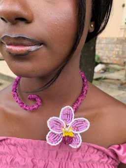 The Floral Whirl Necklace - ORCHID